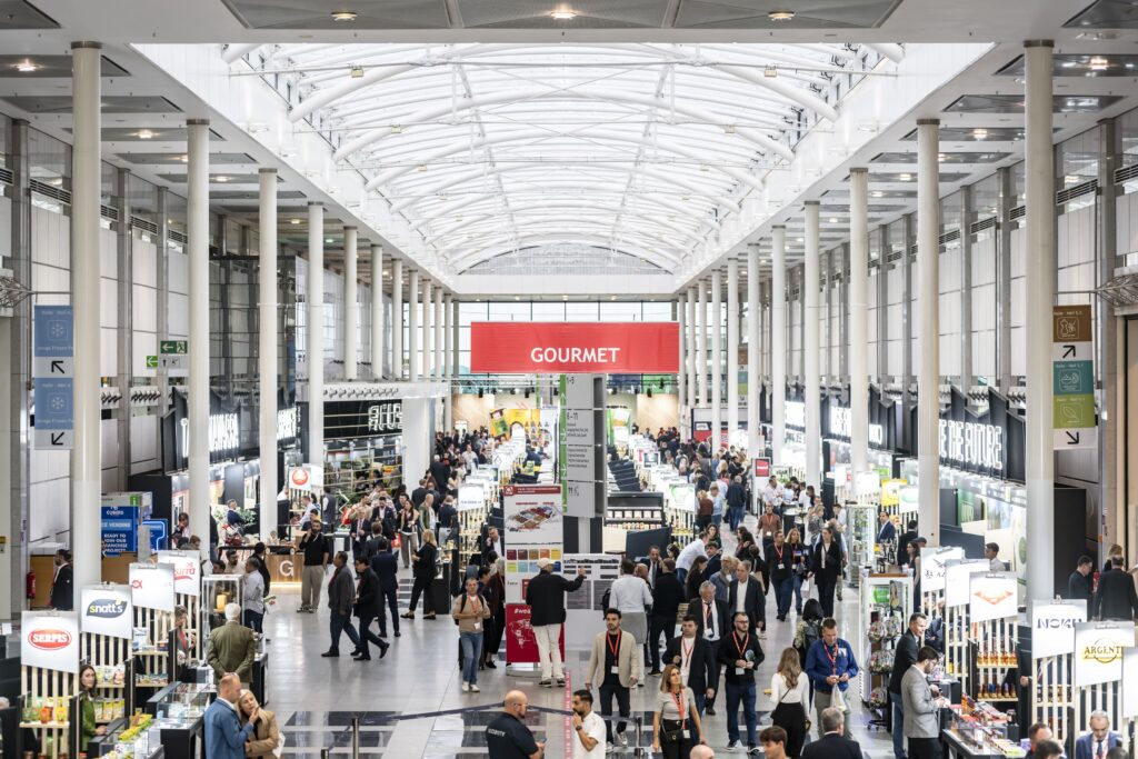 Anuga Khác THAIFEX Ở Chỗ Nào – Hội Chợ Anuga Đức (Cologne) Cửa Ngõ Đưa Thực Phẩm Việt Vào C