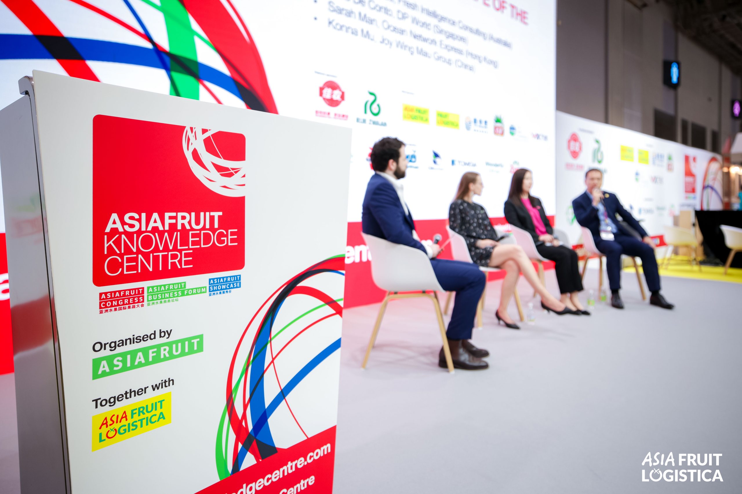 Khu trưng bày và khách tham quan tại Asia Fruit Logistica 2026, AsiaWorld-Expo Hồng Kông