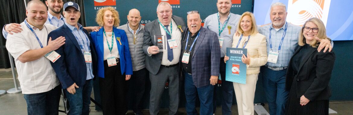 Khách tham quan các gian hàng trong ngày khai mạc Seafood Expo North America 2026 tại Boston