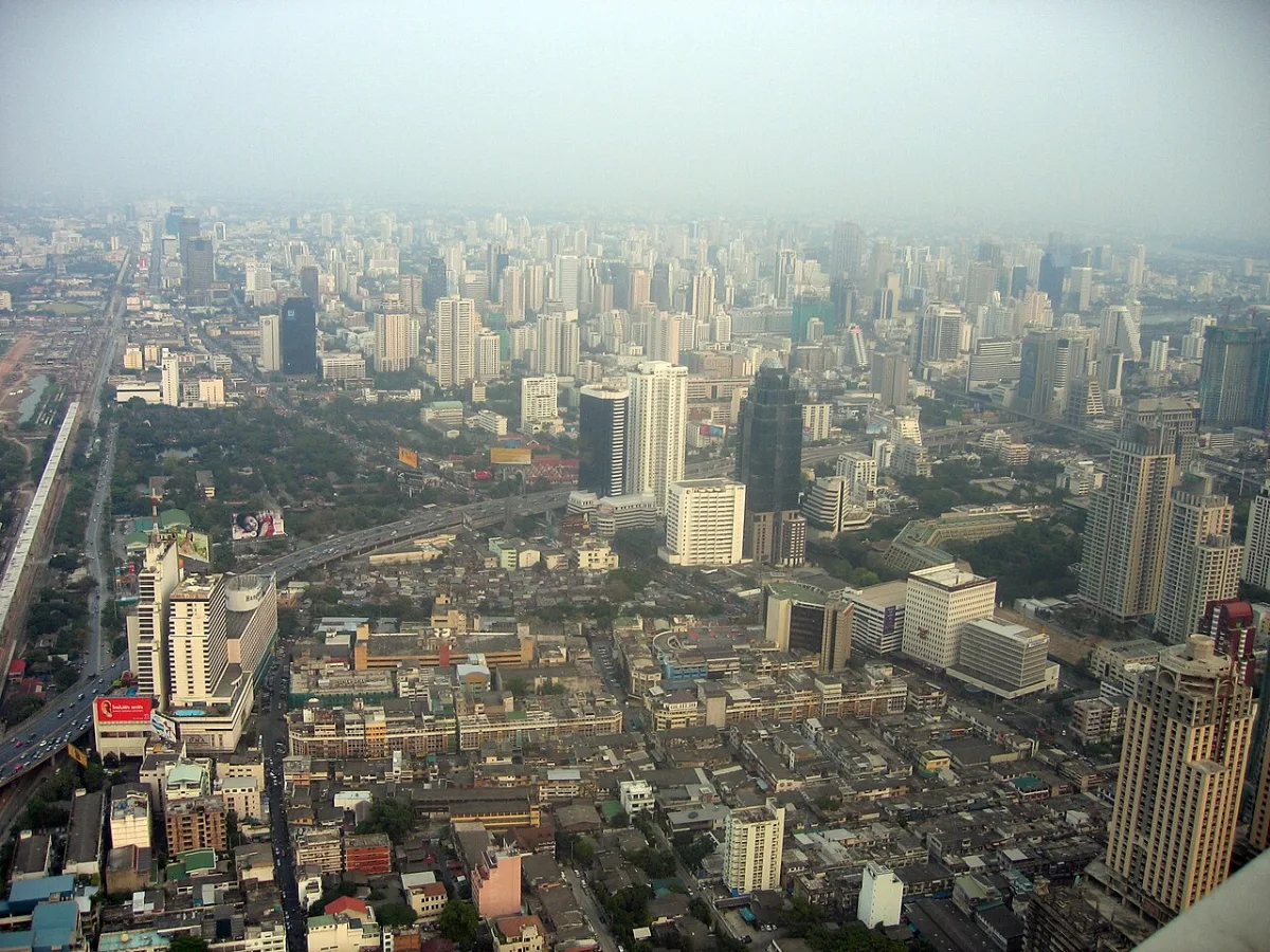 Các toà nhà cao tầng của Bangkok nhìn từ trên cao