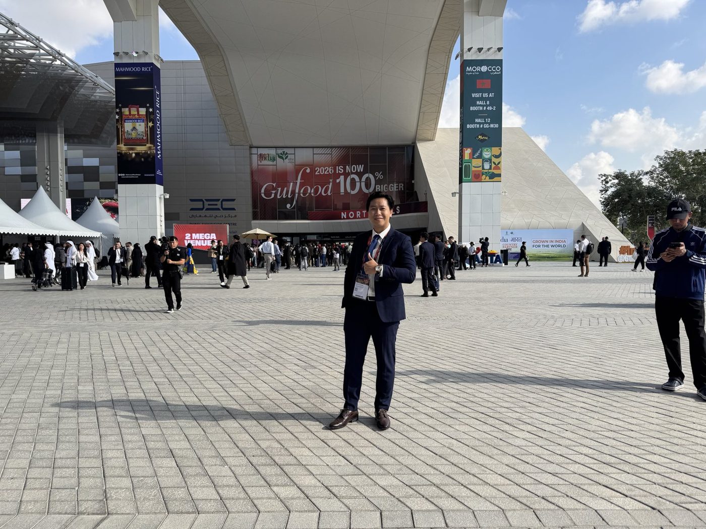 Lối vào Dubai Exhibition Centre trong ngày diễn ra Gulfood 2026