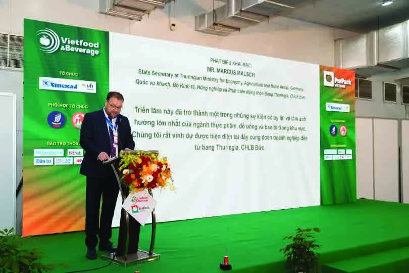 Thuringia State Secretary Marcus Malsch speaking at the Vietfood Hanoi 2025 opening ceremony